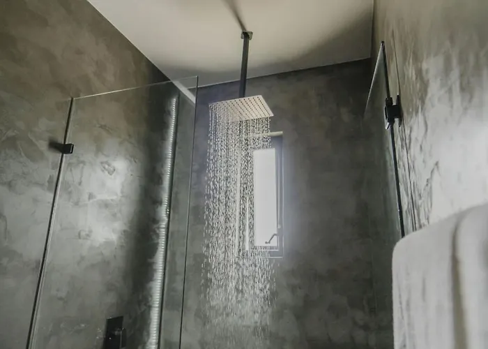 Niburu 4 Hab Exclusive House Pousada